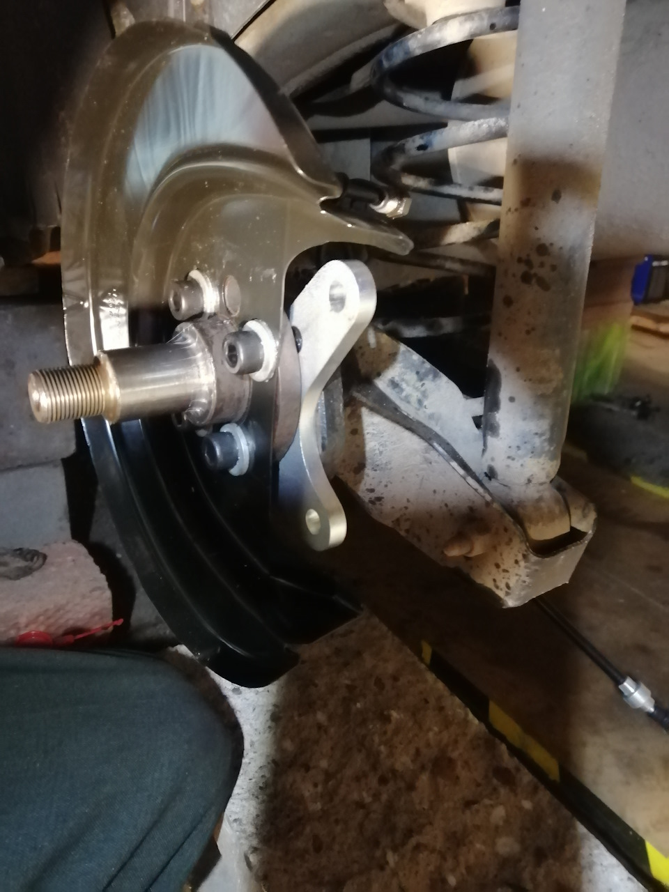 Установка Здт на шкоду фабию 2 FL с помощью кувалды и какой то матери ...