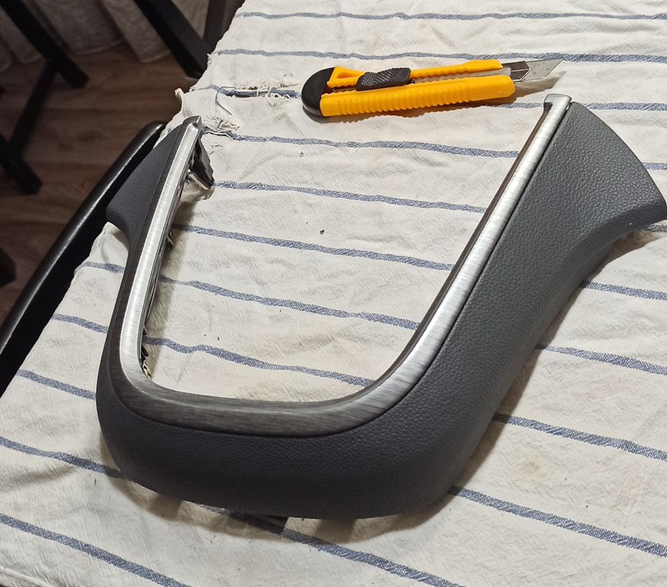 Покраска рамки торпедо — Opel Mokka (1G), 1,4 л, 2014 года | своими ...