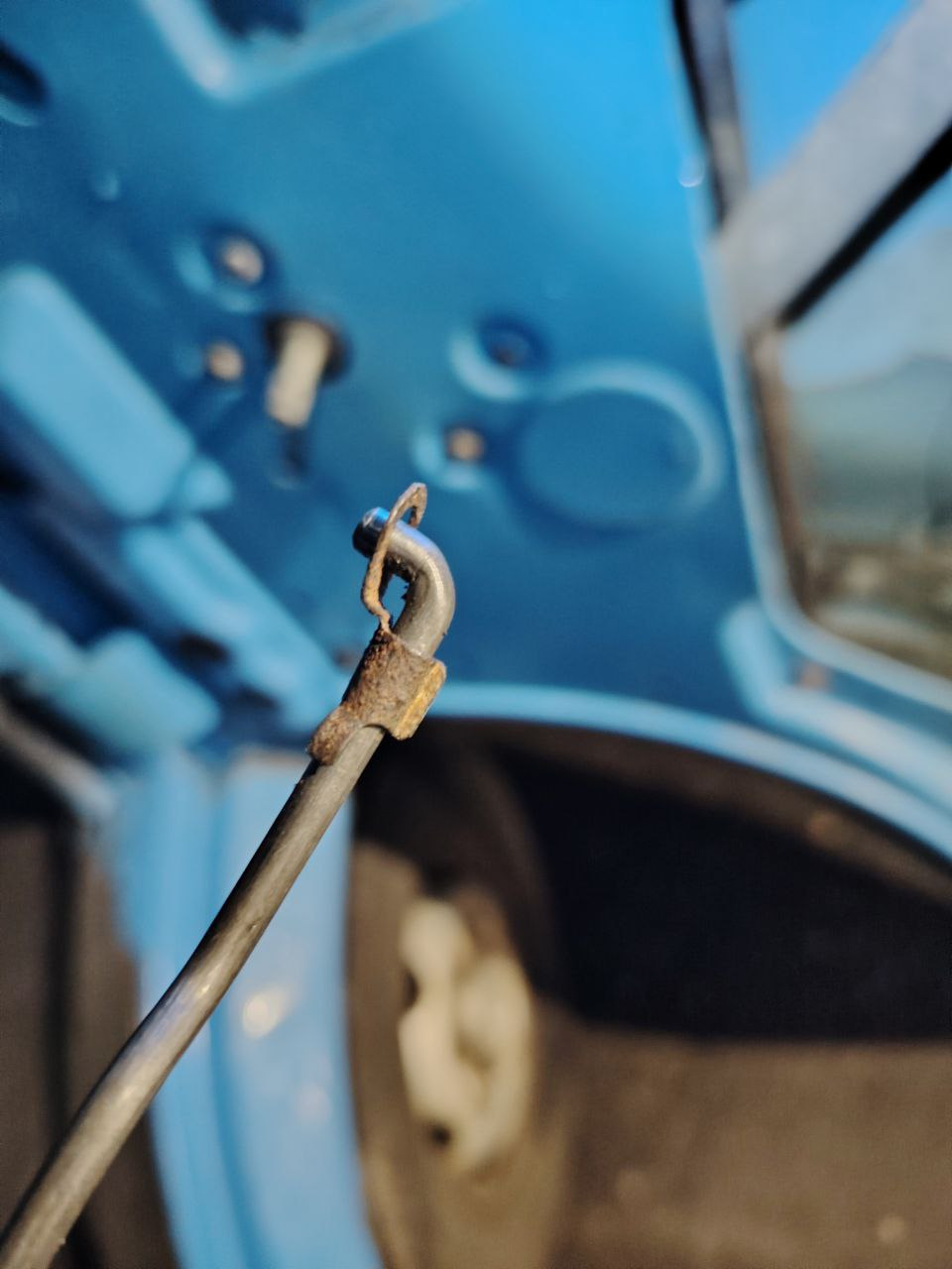 фиксатор тот что сломался — Mercedes-Benz T1