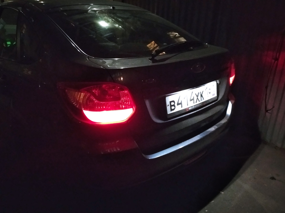 Светодиодные лампы в габариты. Эксперимент — Lada Гранта лифтбек, 1,6 л ...