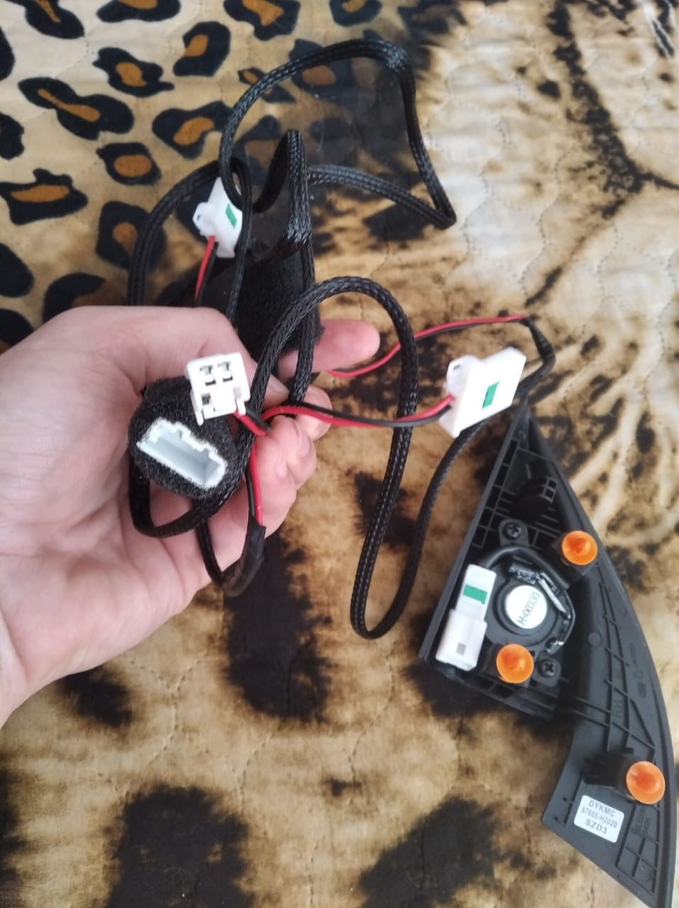 Установка штатных твитеров в передние двери. — KIA Rio (4G), 1,6 л ...