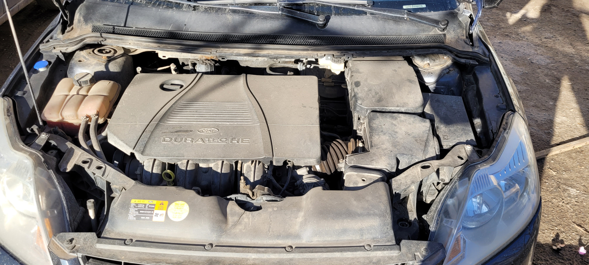 Замена датчика заднего хода — Ford Focus Hatchback II, 1,8 л, 2008 года ...