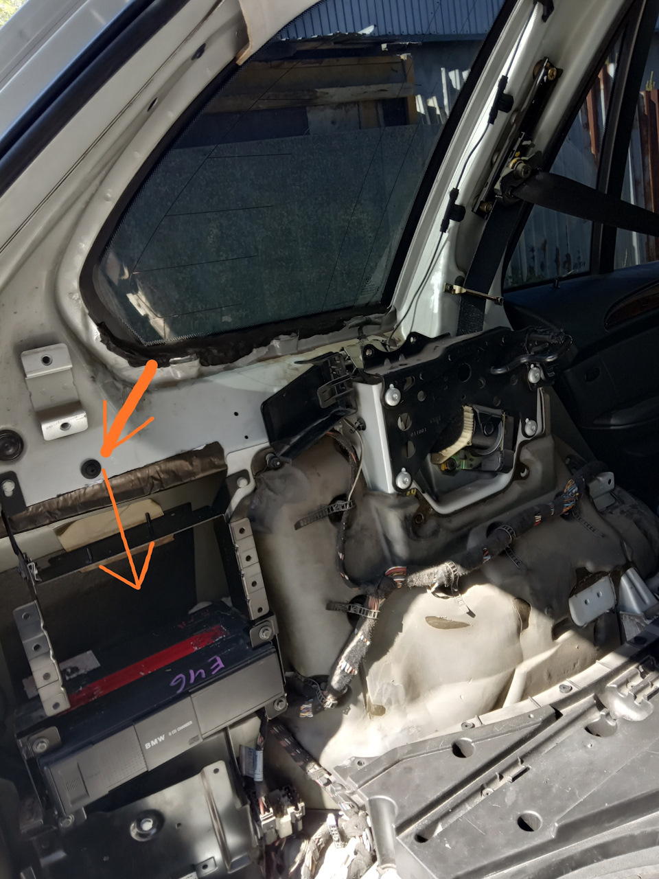 Запись№29 Устранение протечки в левой нише багажного отделения . — BMW ...