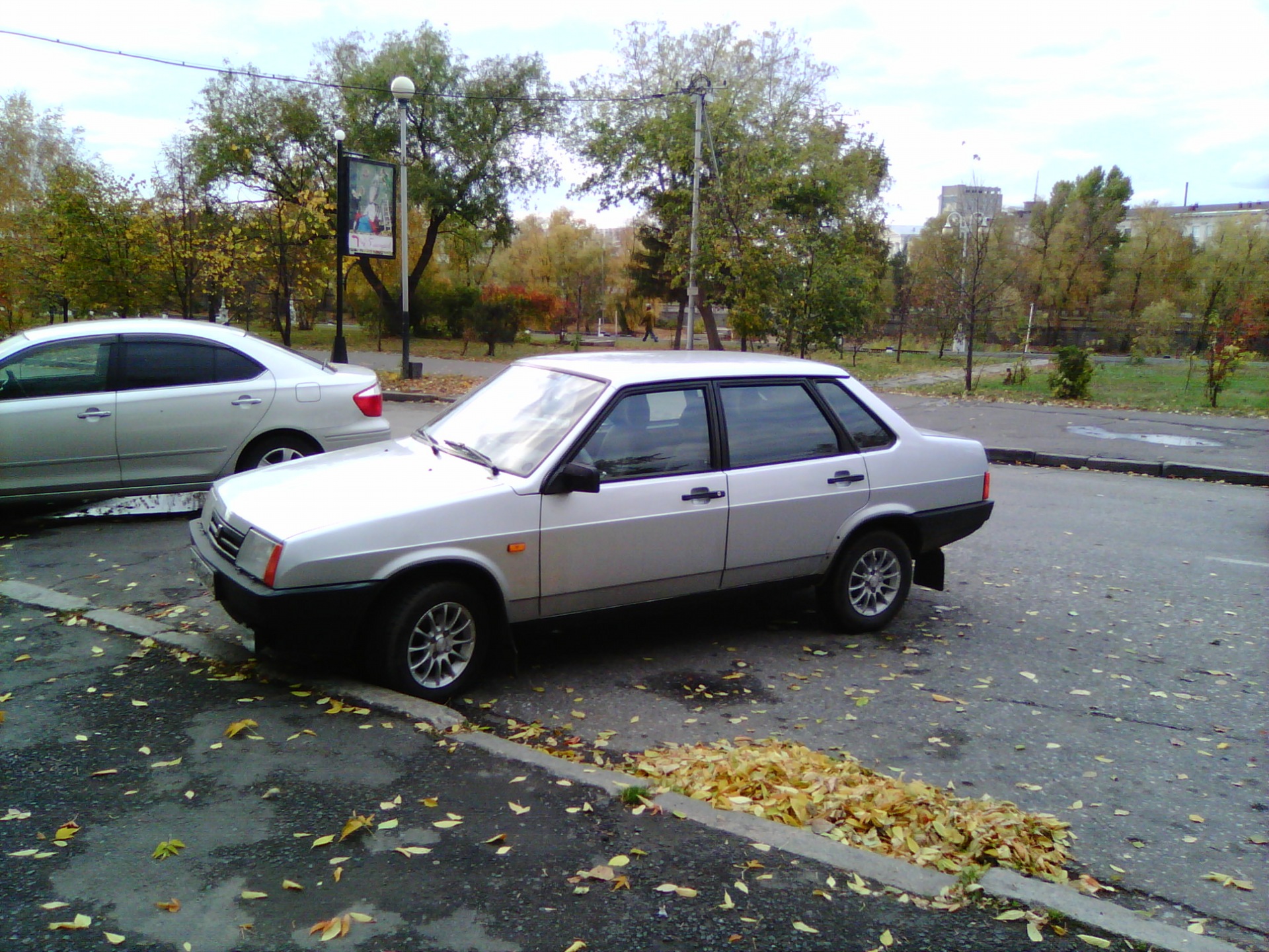 Перекрасил переднее крыло — Lada 21099, 1,5 л, 2003 года | кузовной ремонт  | DRIVE2