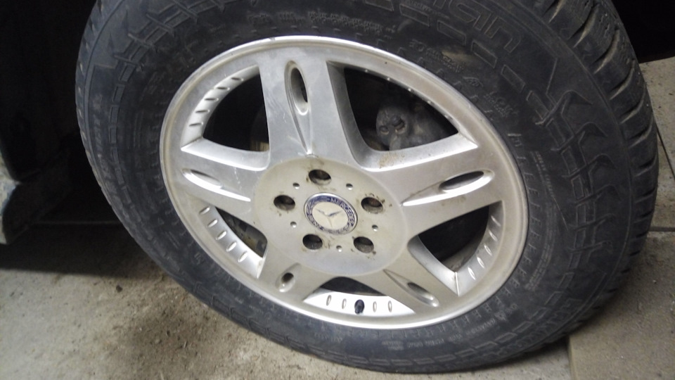 было — Mercedes-Benz G-Class (W463 1G). Запчасти на фото: 400010