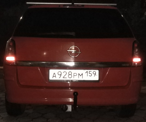 Фаркоп Опель (Opel) Astra H Caravan универсал 2004-2010 O107-A