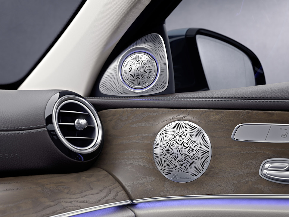 Vehicle Instruction Manual Mercedes-Benz C-class W203 (2000-2007)