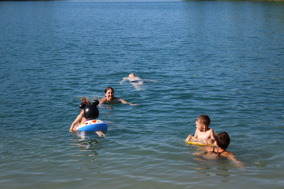 Небольшое семейное путешествие к «Голубым озерам»