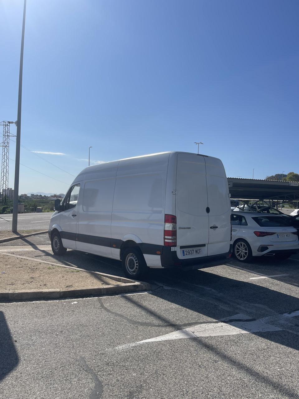 Рабочая поездка в Париж. Часть первая. — Mercedes-Benz Sprinter (2G), 2,2  л, 2013 года | путешествие | DRIVE2