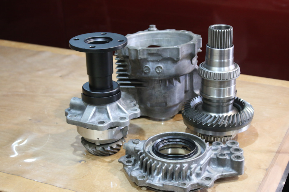 Замена сальников на раздатке — Nissan Murano I, 3,5 л, 2005 года ...