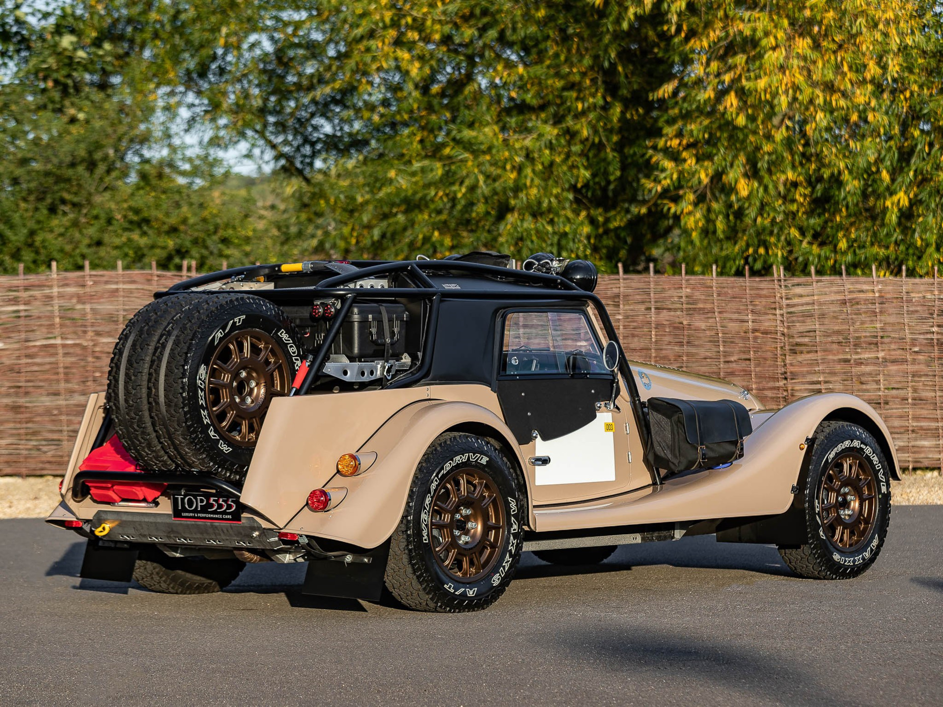 Morgan Plus four CX-T. Buiak u4 Plus. Plus-fours whinging. Plus fours ROUTEFINDER.