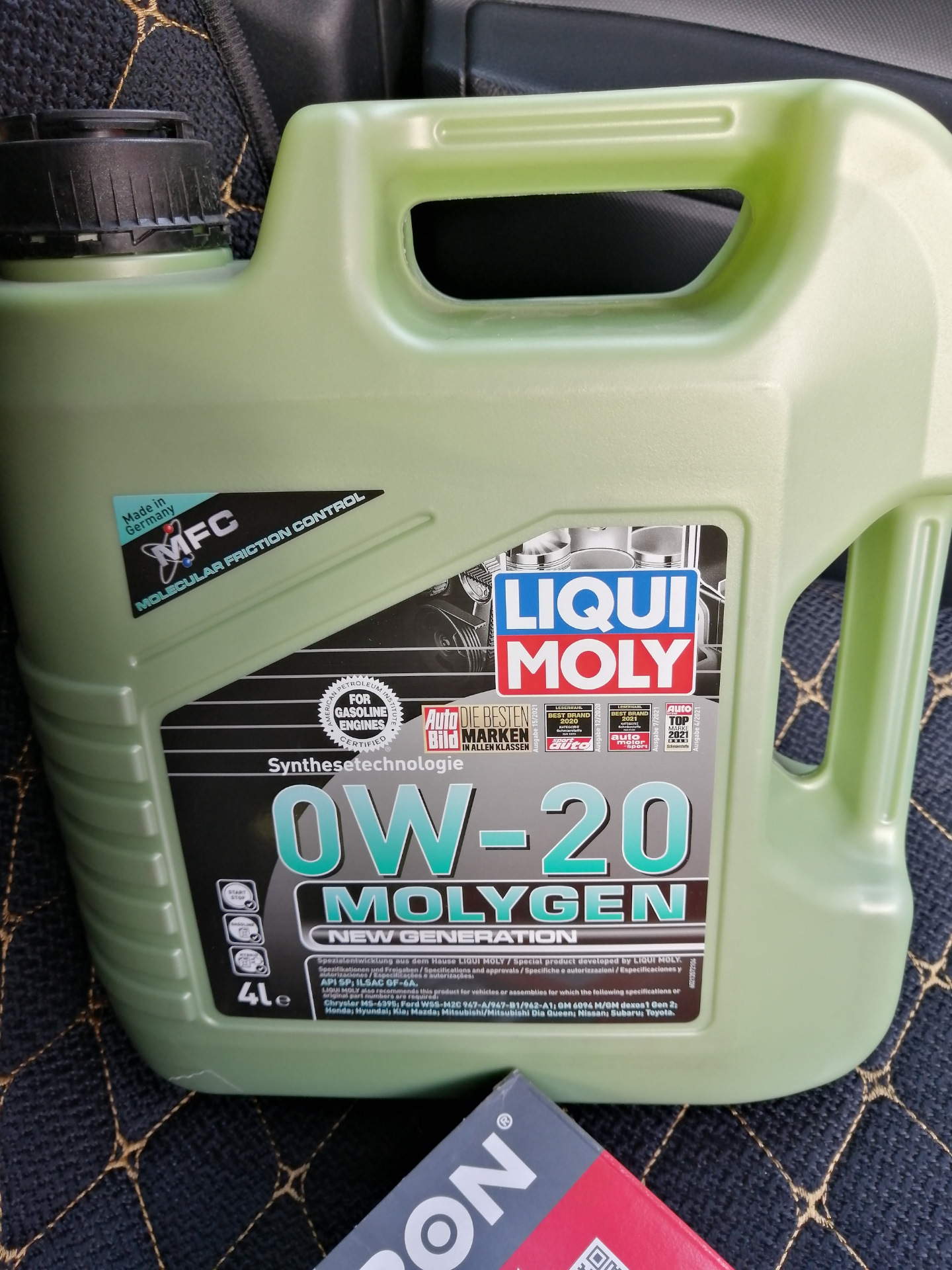 Liqui moly 0w 20. Liqui Moly 0-20. Ликви моли 0w20 молиген. Масло Ликви моли 0w20.