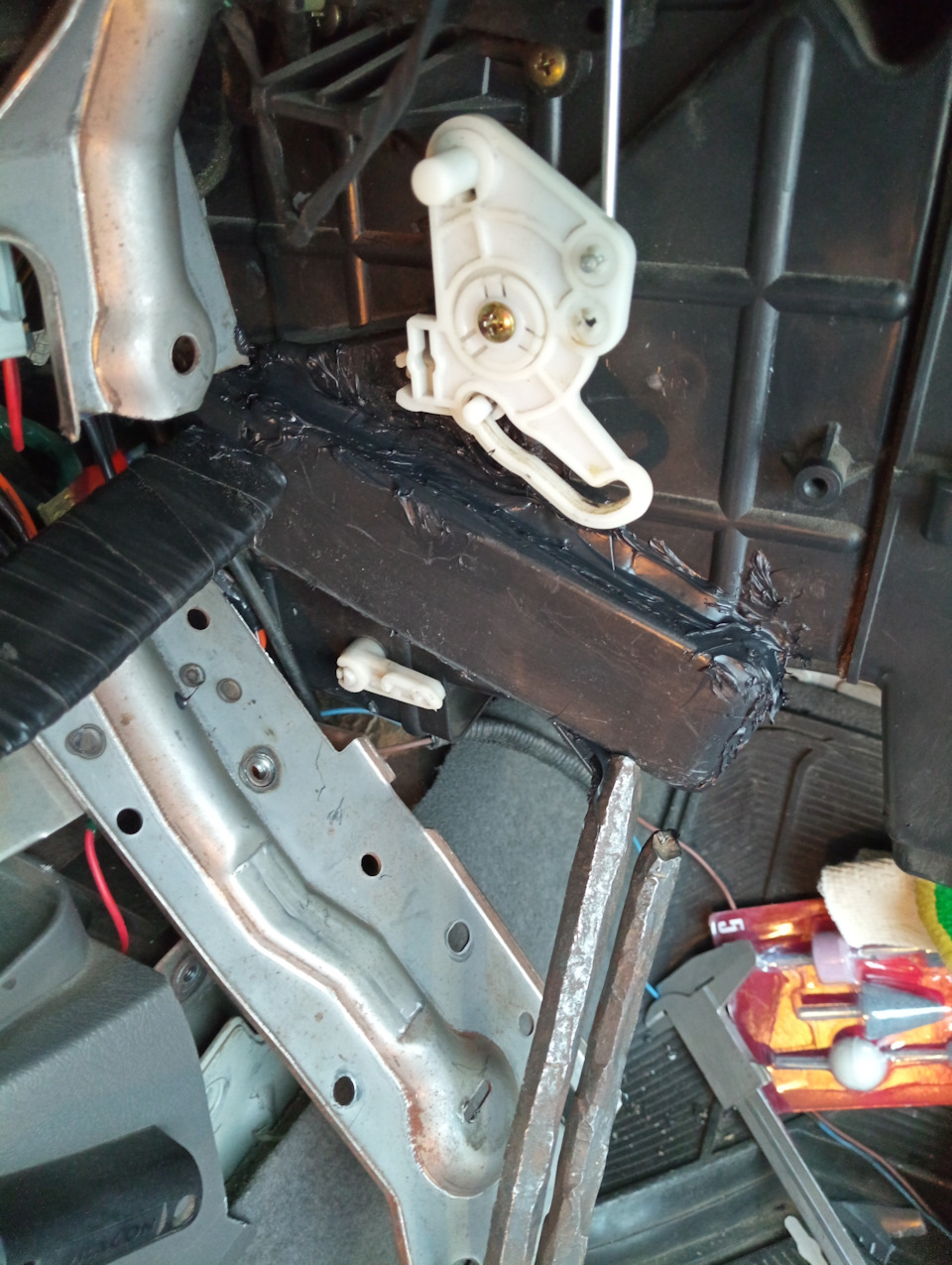 Фото в бортжурнале KIA Sportage (1G)
