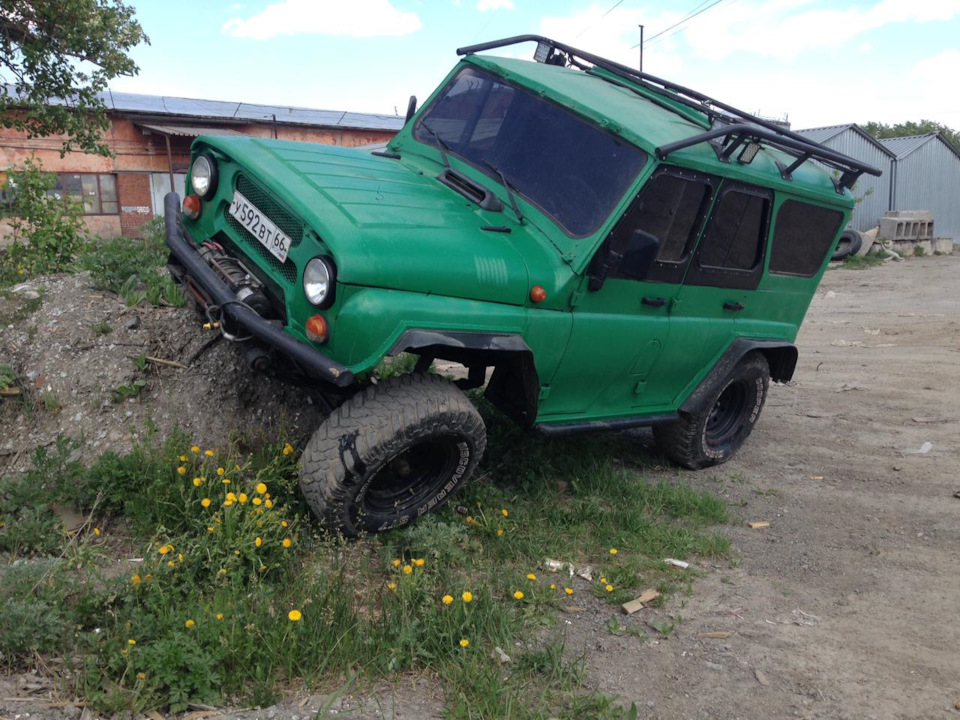 uaz 31512