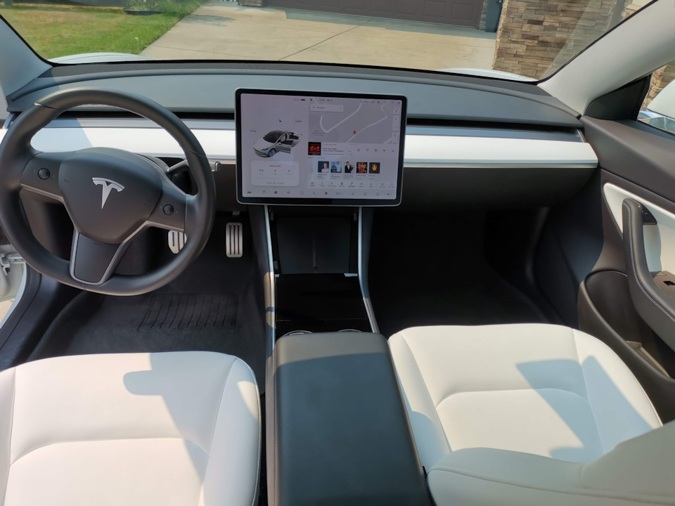 Tesla model x интерьер