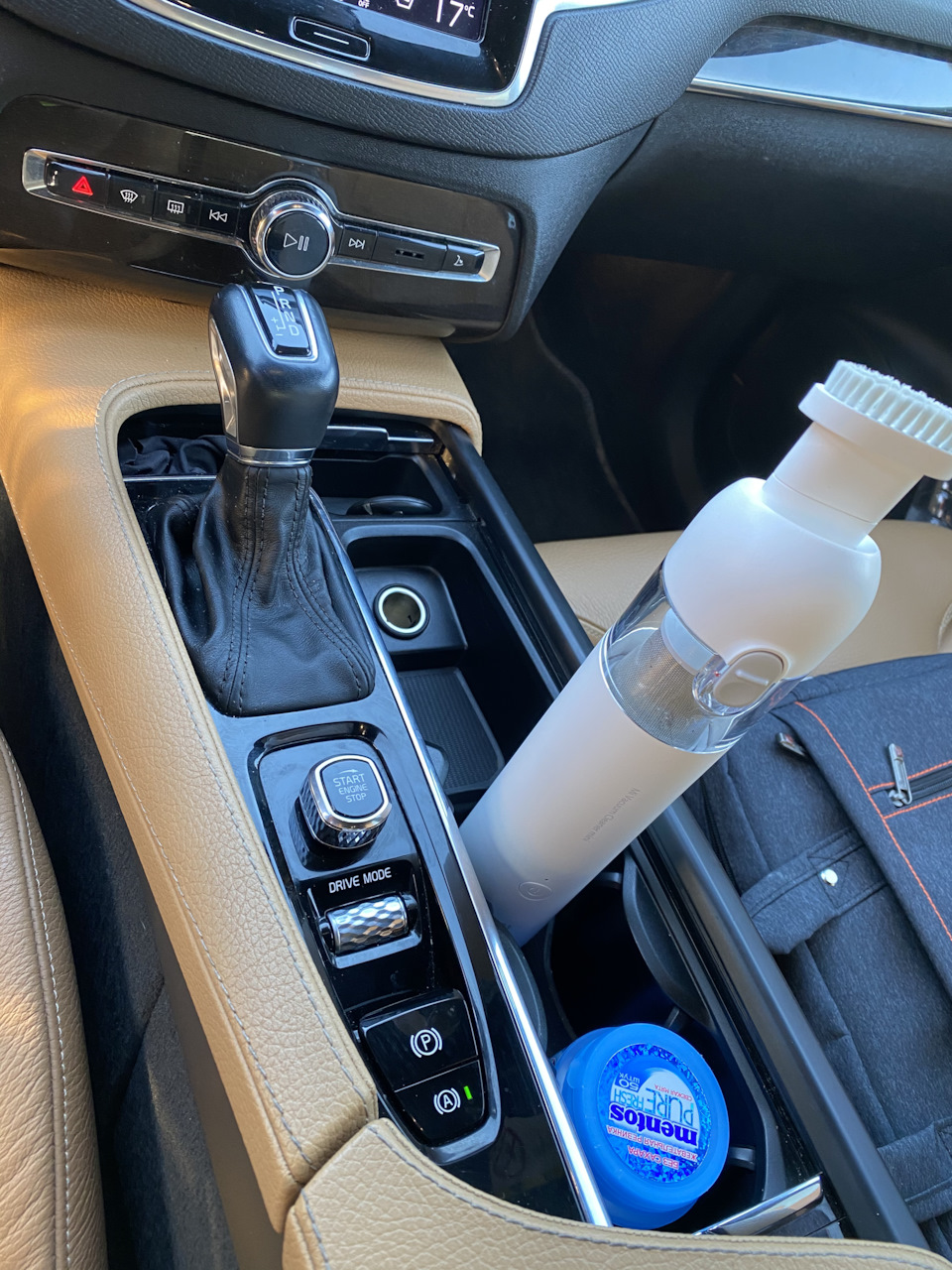 Фото в бортжурнале Volvo XC90 (2G)