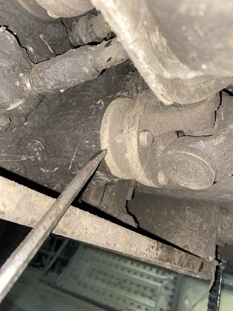 Непонятный звук при езде. — Lada 4x4 3D, 1,7 л, 1996 года | поломка ...