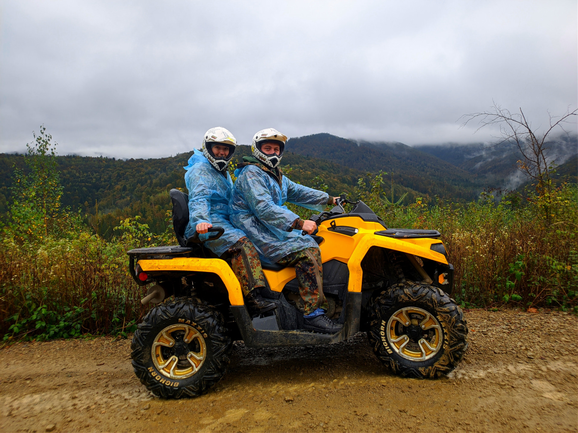 Brp center i квадро. Квадро фото. Мото квадро вело. Соревнования на квадроциклах. Квадро мото.