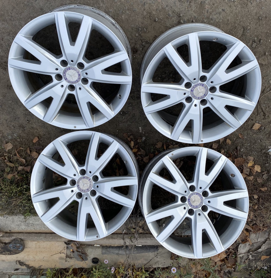 Литые диски 8Jx18 ET43 5x120 на BMW 3 series (F30), BMW 5 series (F10),  Mercedes-Benz CLS (C218), BMW X3 (F25). Б/у | 1 $ в городе Минск | DRIVE2