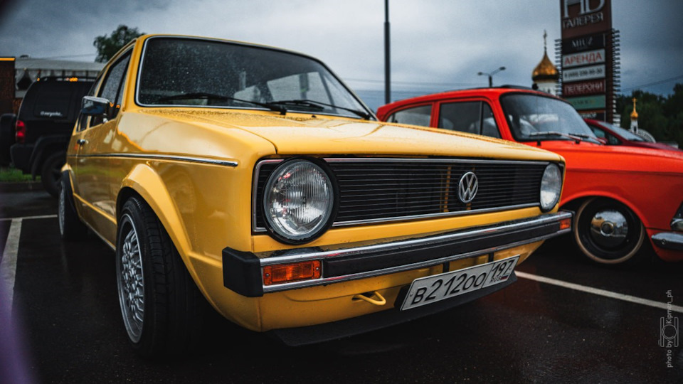 Volkswagen Golf MK1 1978: LemonGelb