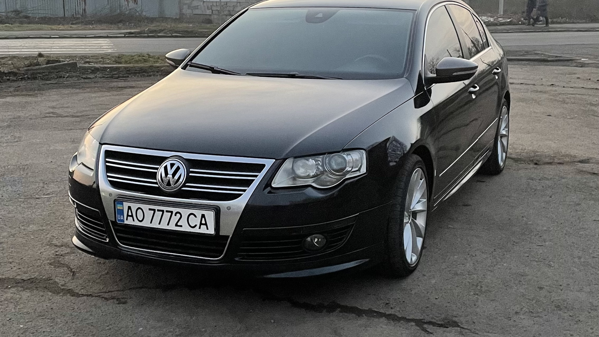 Volkswagen Passat B6 2.0 дизельный 2007 | B6 black на DRIVE2