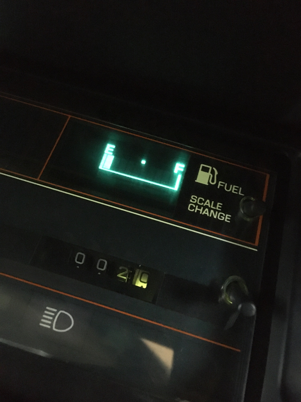 ну и видим совершенно верные показания, класс! — Toyota Crown (S120)