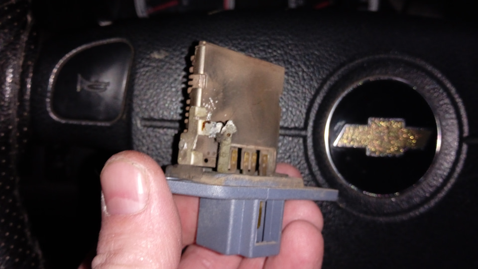 Поциэнт мертв-) — Chevrolet Aveo 5-door (1G)