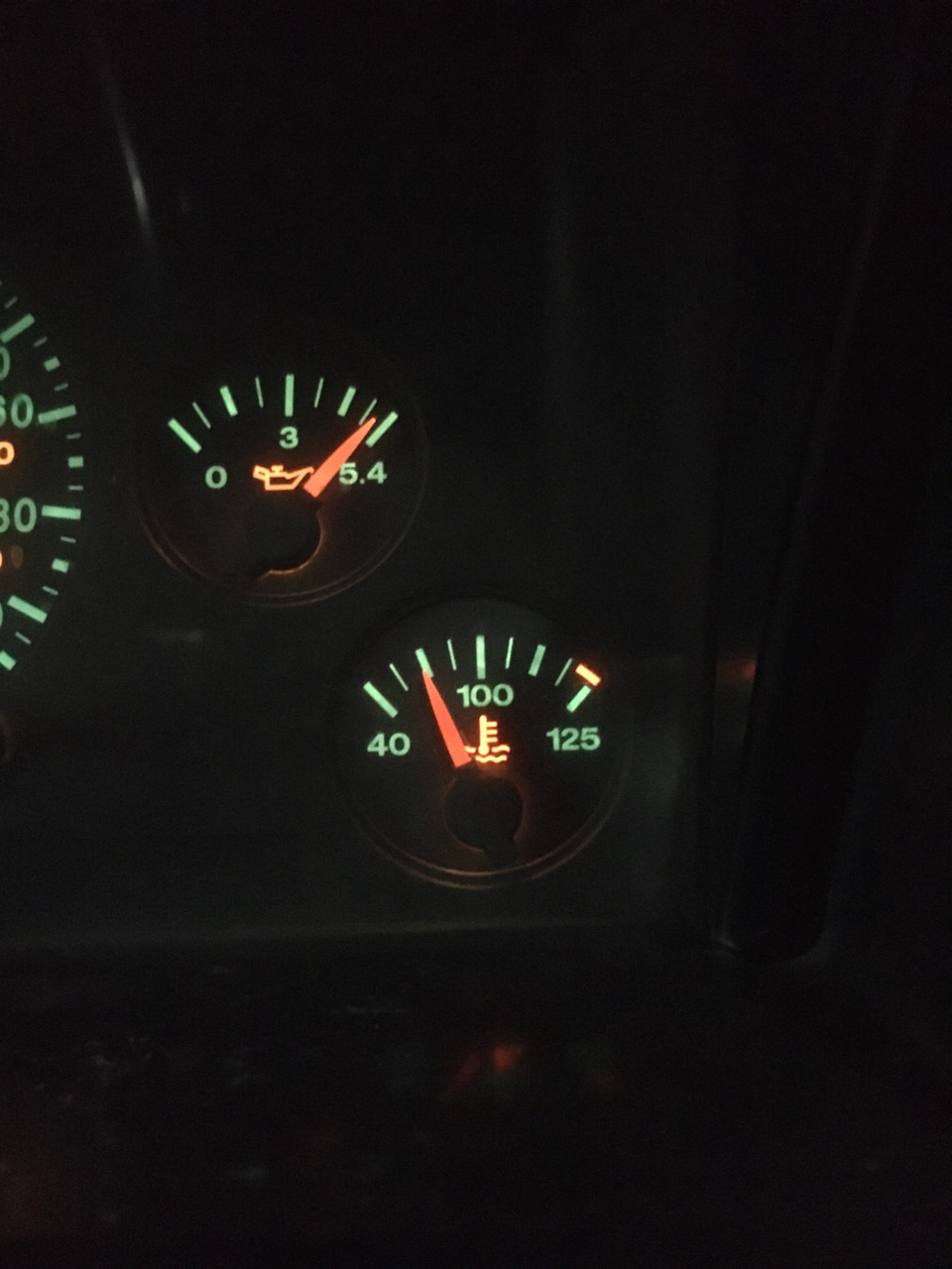 Замер сопротивление датчика температуры во впускном коллекторе (MAT ...