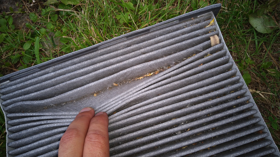 Заменил фильтр салона. — Skoda Yeti, 1,6 л, 2017 года | расходники | DRIVE2