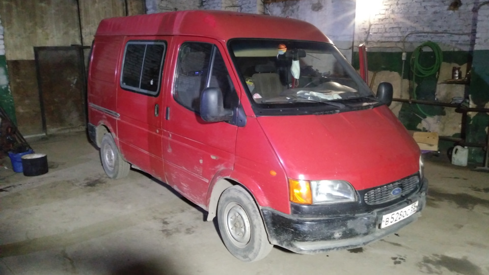 Ford Transit Кубик
