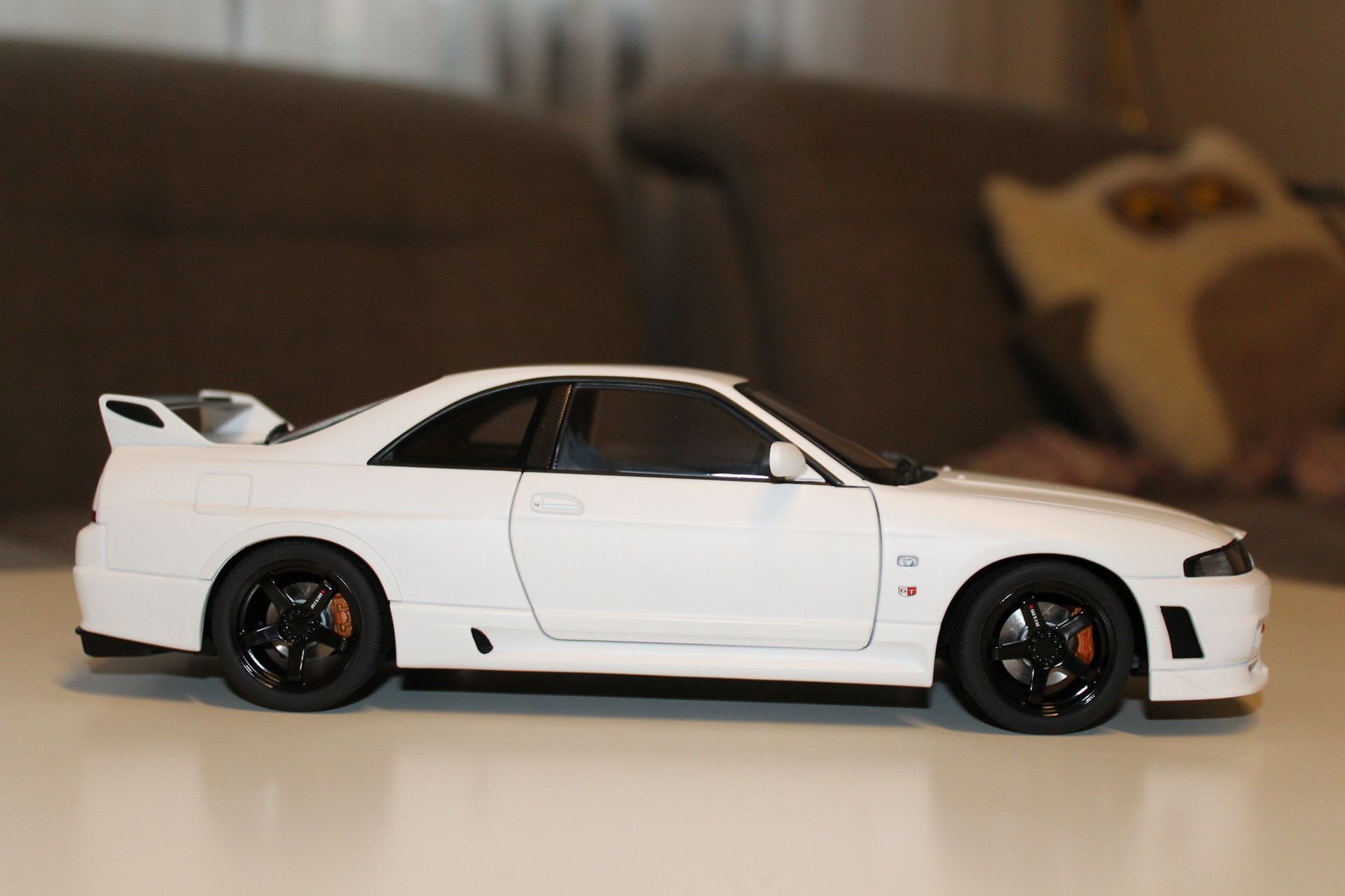 Ken mary. Nissan Skyline AUTOART 1 18. Kyosho Nissan GTR 1 18. Kyosho Nissan Skyline gt-r r33 nur Silver. Ниссан Скайлайн 1 18 киошо.