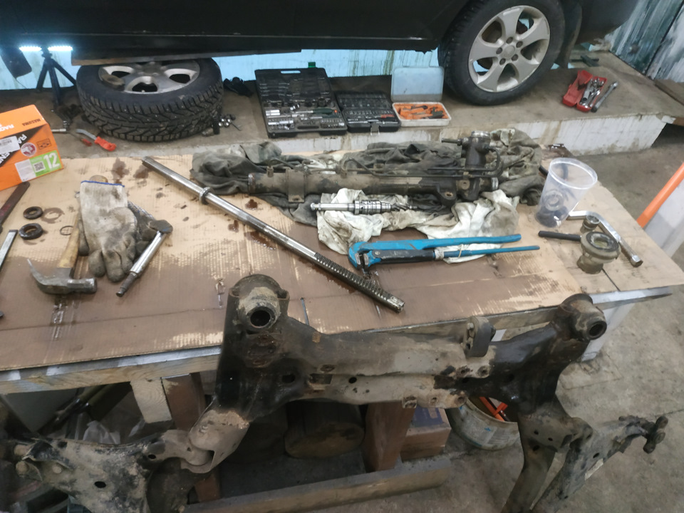 Снятие и разборка рулевой рейки KIA Cerato — DRIVE2