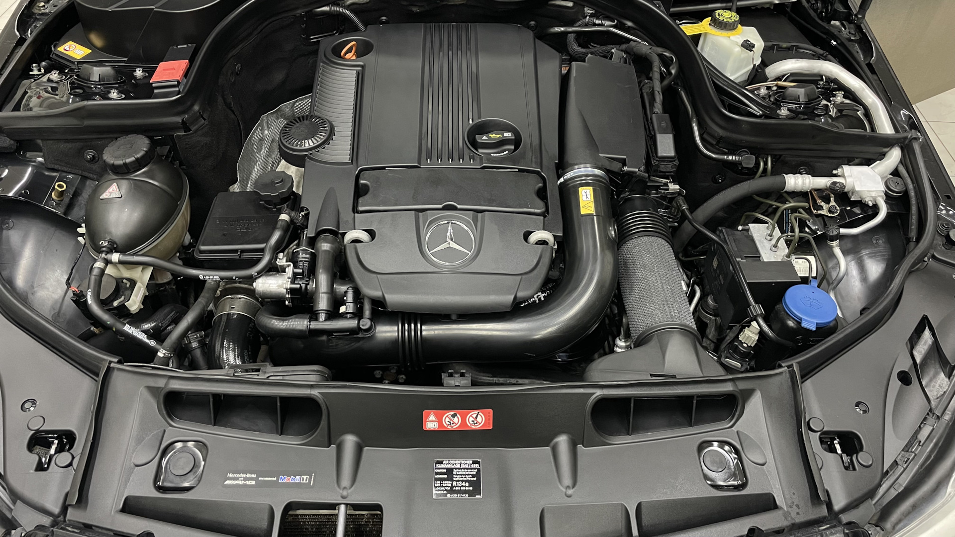 #2. Детейлинг мойка двигателя — Mercedes-Benz C-class (W204), 1,8 л ...