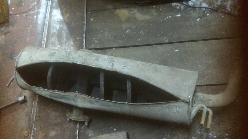 взрыв глушителя — ТагАЗ Vortex Tingo, 1,8 л., 2012 года | поломка | DRIVE2