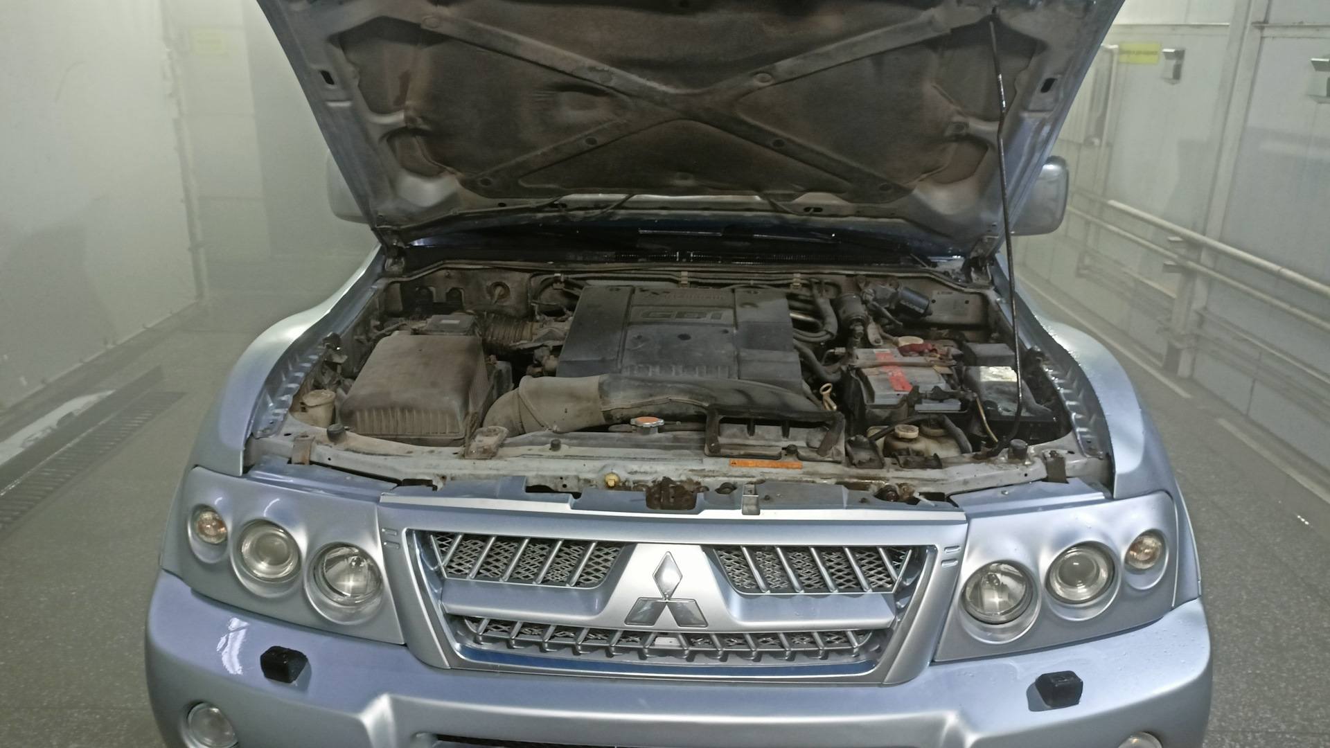 Mitsubishi Pajero (3G) 3.5 бензиновый 2004 | 3,5 GDI на DRIVE2