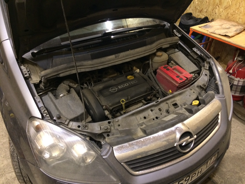 Замена прокладок теплообменника — Opel Zafira B, 1,8 л, 2006 года ...