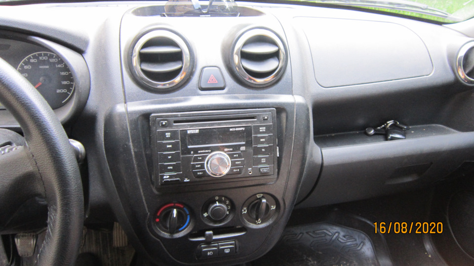 035. Замена консоли. — Lada Гранта (1G), 1,6 л, 2014 года | тюнинг | DRIVE2