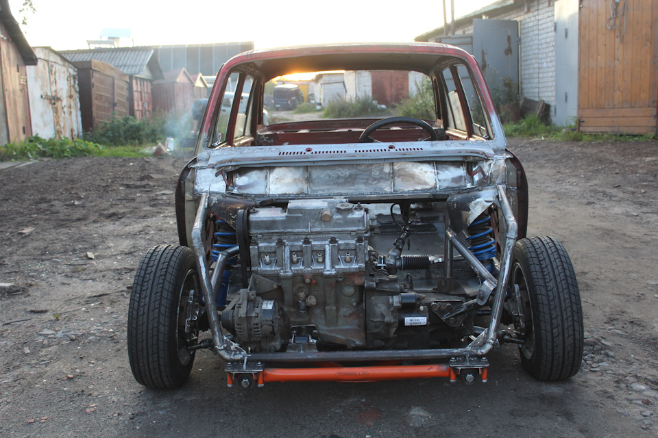 Фото в бортжурнале Morris 1300