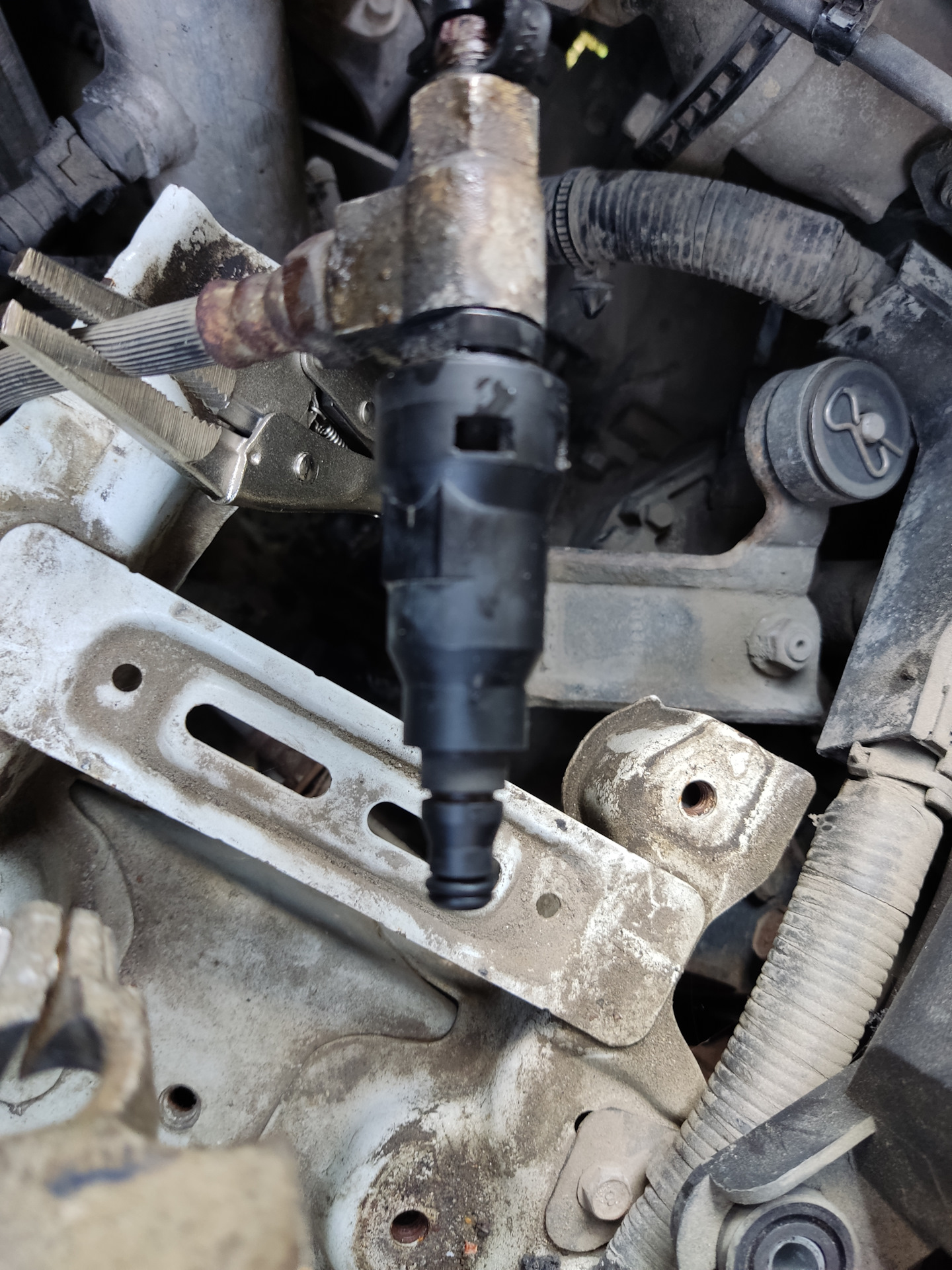 Сцепление. Проваливается педаль. Плохо включаются передачи — Hyundai ...