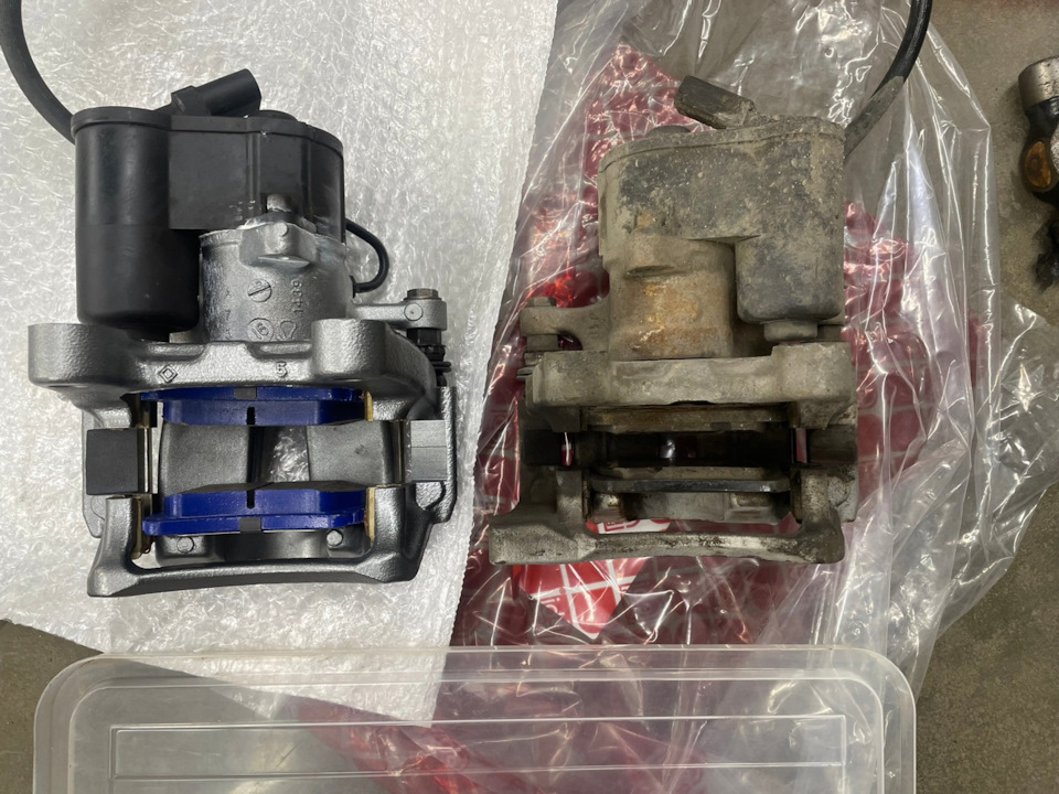 Разница в толщине суппорта — Volkswagen Passat Variant (B6)