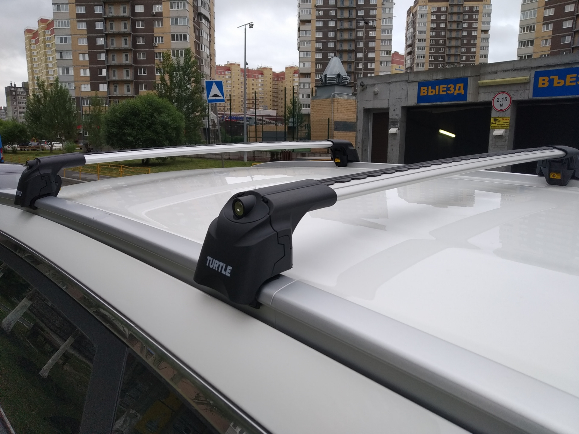 Универсальный багажник на крышу Chevrolet Lanos, Евродеталь, вид А, стальные пря