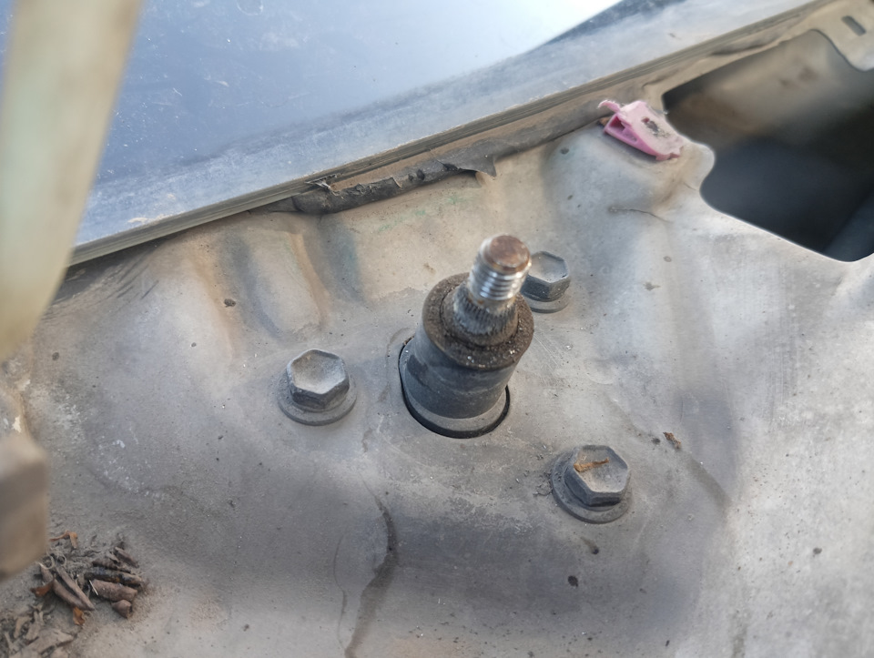 Плюс-минус состояние неплохое. — Toyota Corolla Levin (AE110/111)