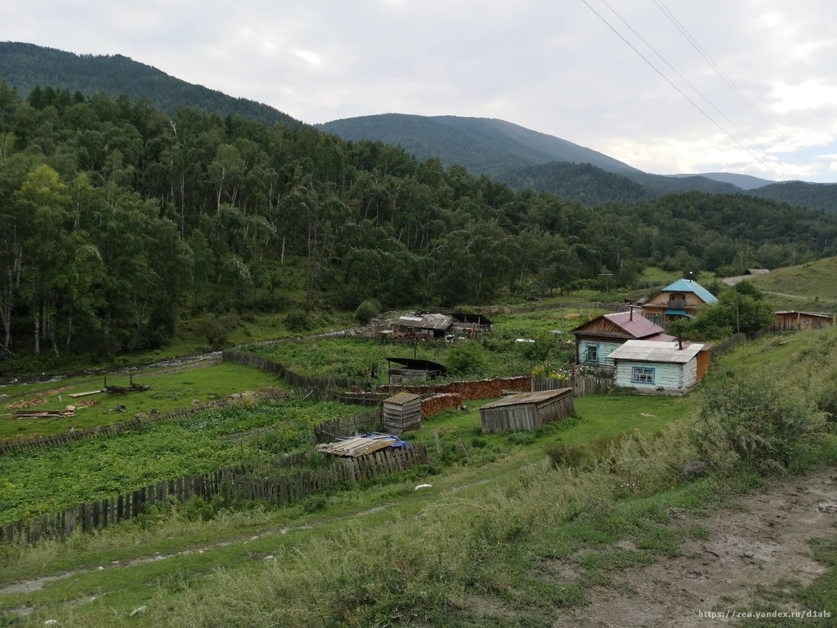 Село Улала Алтай