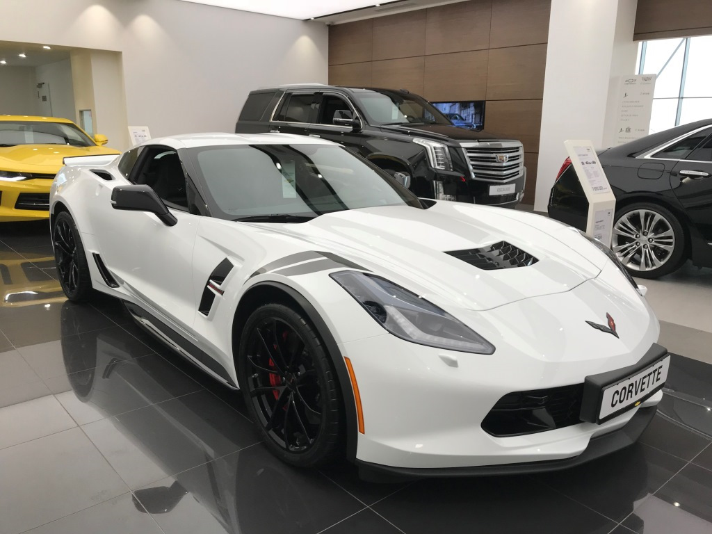 Chevrolet Corvette c7 Р±РµР»С‹Р№