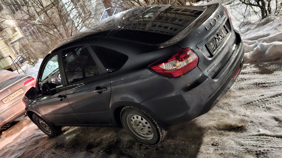 Lada Гранта Лифтбек Грантазавр