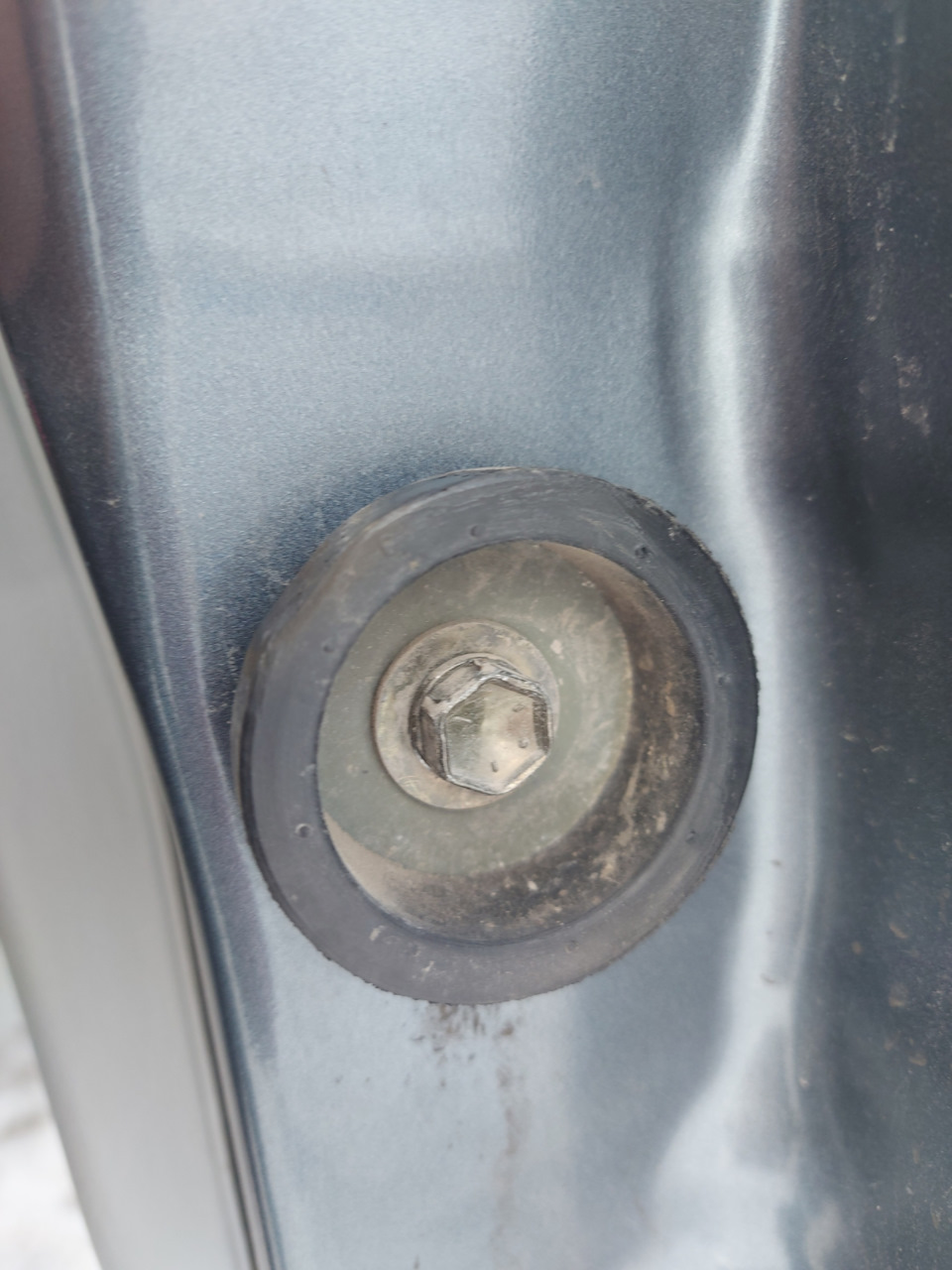 Подвеска шкода октавия а5. Мазда 6 шум сзади слева. Форд фокус 1 вибрация переднее правое колесо. Скрежет при торможении спереди. Стучит задний ход.