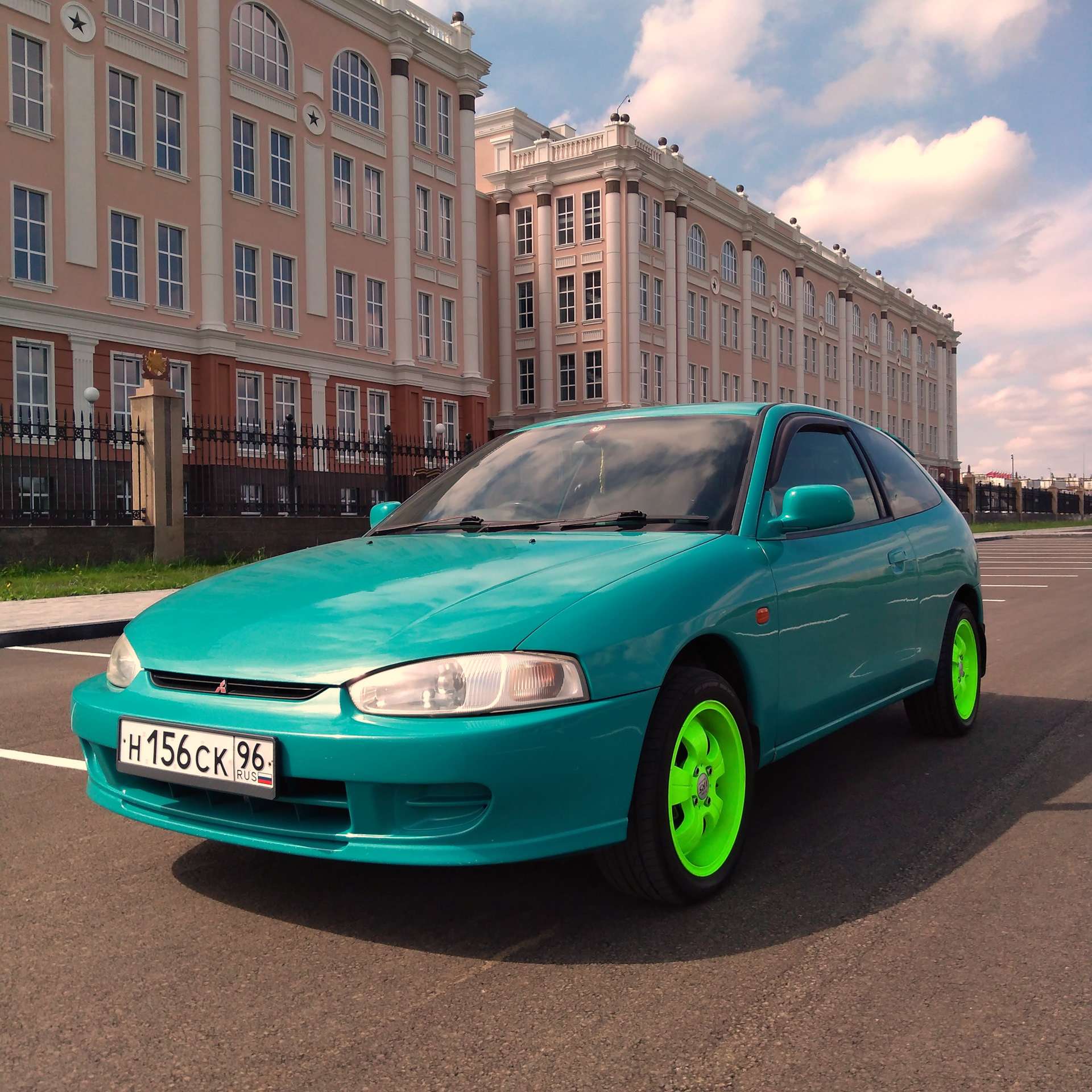 Митсубиси мираж 5. Mitsubishi Mirage. Митсубиси Мираж 1998. Mitsubishi Mirage IV. Митсубиси Мираж 1999 зелëная.