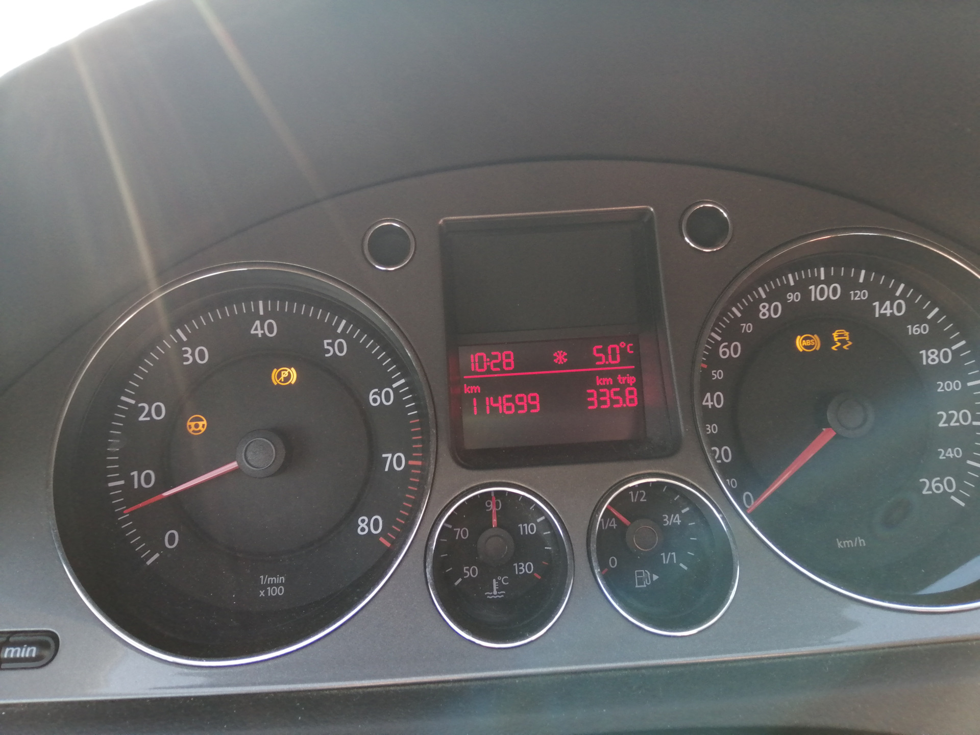 Горит абс б5. Как в ассето корса отключить абс. отключить abs 4runner 5 gen.