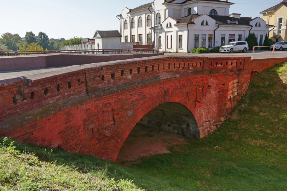 Фото в бортжурнале Toyota Sequoia (1G)