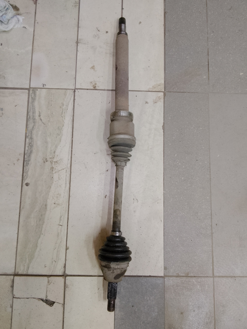 Подшипник и мелочь — Ford Fiesta (Mk VI), 1,4 л, 2009 года | своими ...